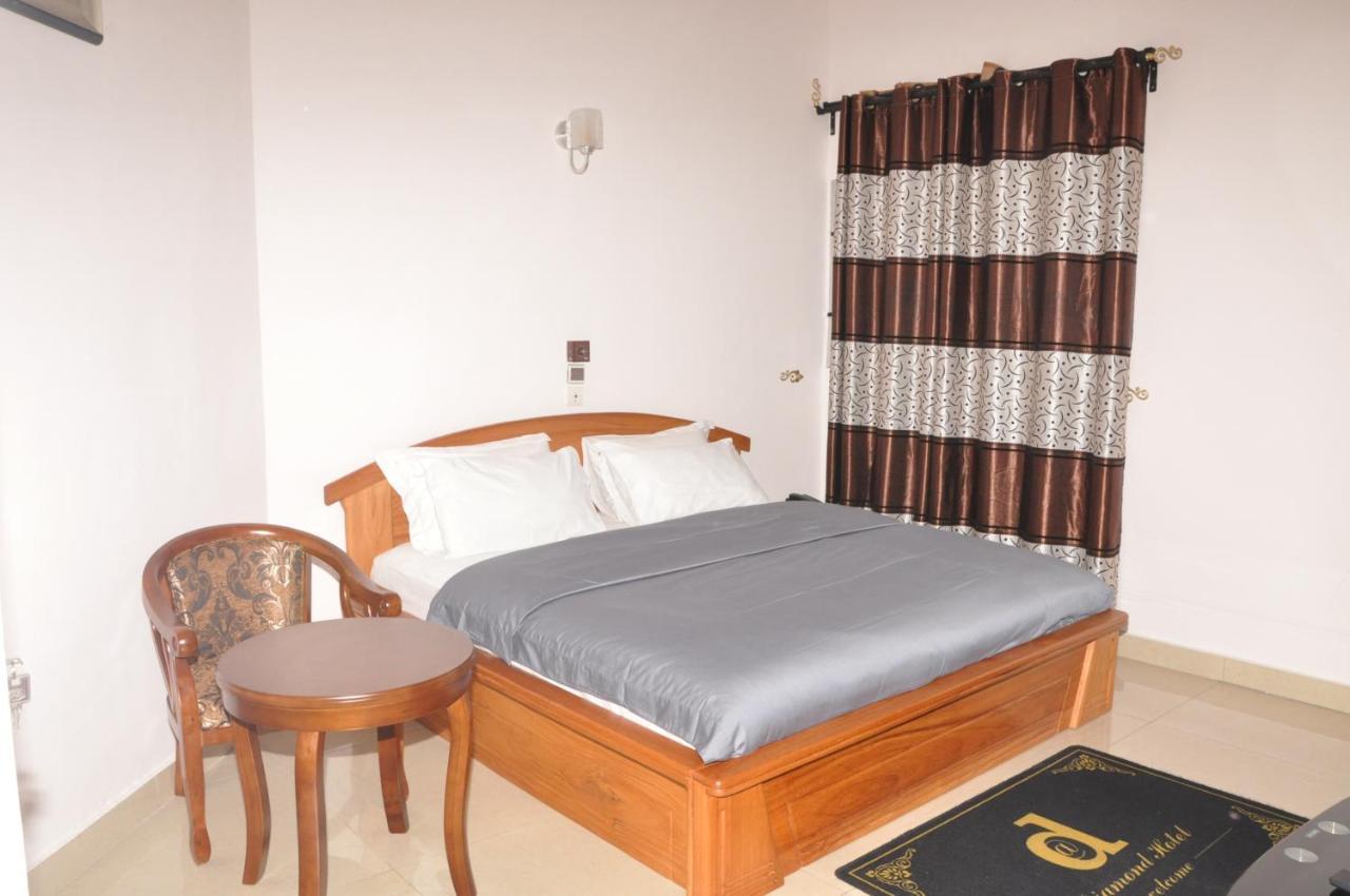 Diamond Hotel Котону Экстерьер фото
